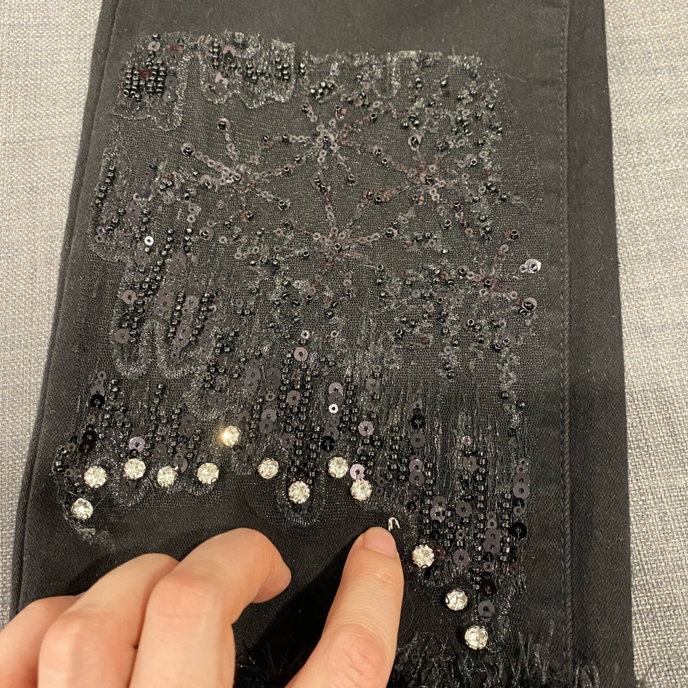 Frank Lyman Montreal black  jeans w beading & embroidery at hem and with fringe - Picture 10 of 15